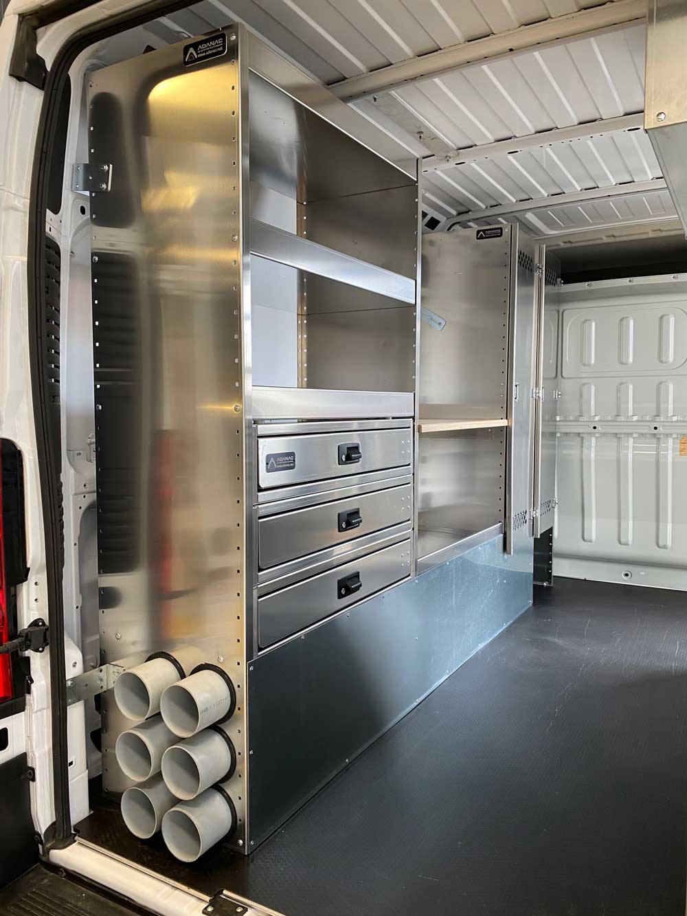 Tiroirs de rangement sur fourgon RAM Promaster unité d'aqueduc